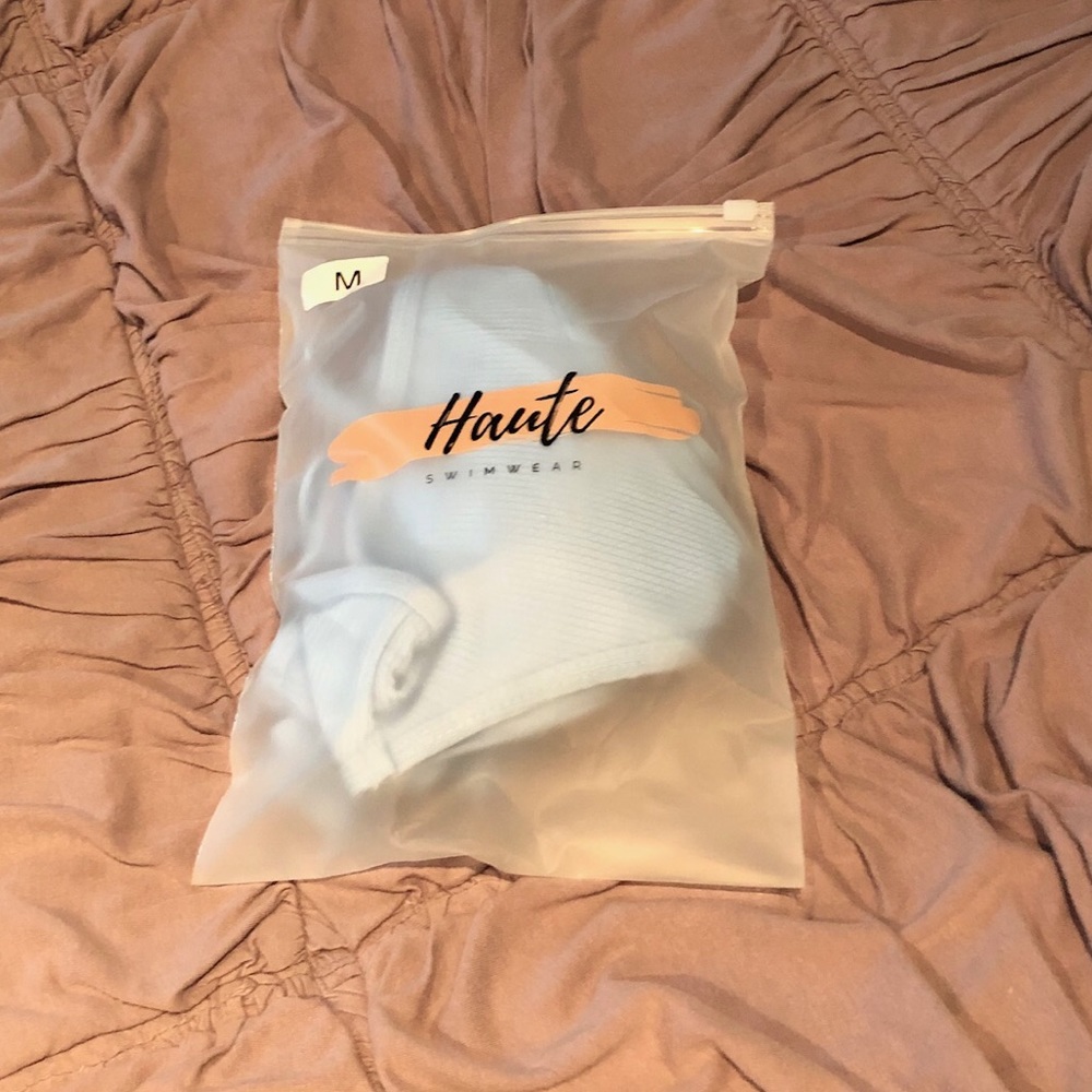 👙Haute Swimwear “Baylee Bikini” 🆕NWT ⭐️instagram - Picture 5 of 7